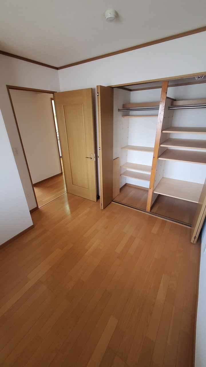 apartment 幸区南加瀬４丁目